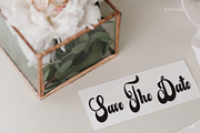 Spooky Vintage, a Handwritten Font by InermediaSTUDIO (Thumbnail 2 of 4)
