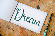 Delight, a Handwritten Font by InermediaSTUDIO (Thumbnail 7 of 7)