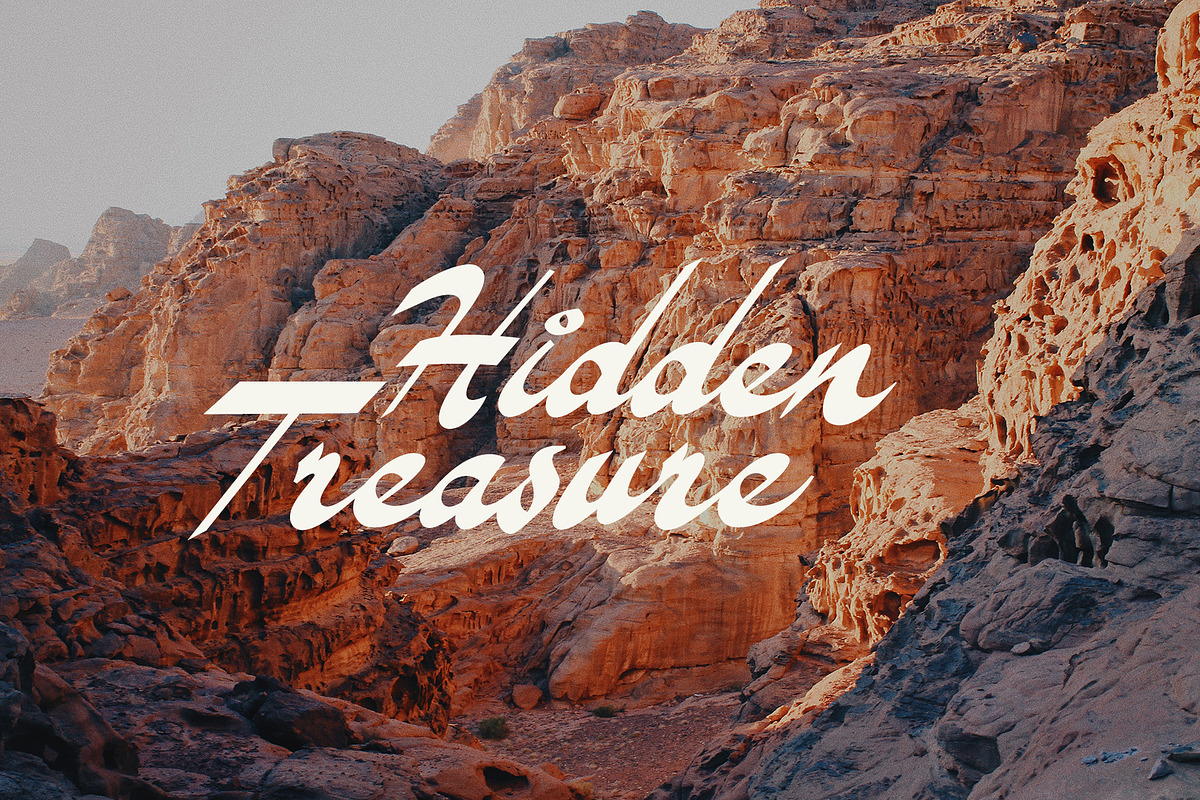 Logrono Script Font preview 3
