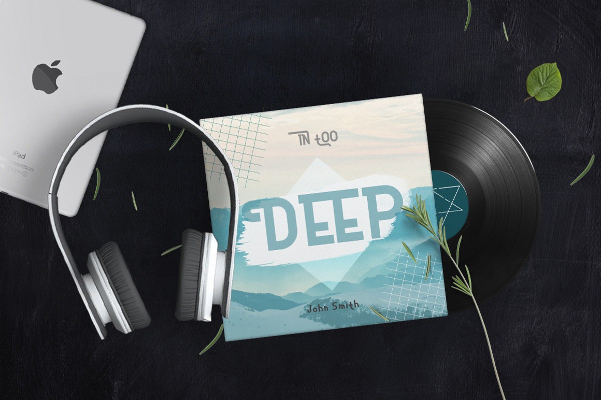 Desmodus - Geometric Typeface preview 5