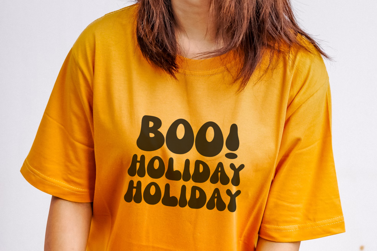 Mystic Ghouls - Groovy Display Font, a Handwritten Font by SaktiAvellin (Photo 7 of 8)