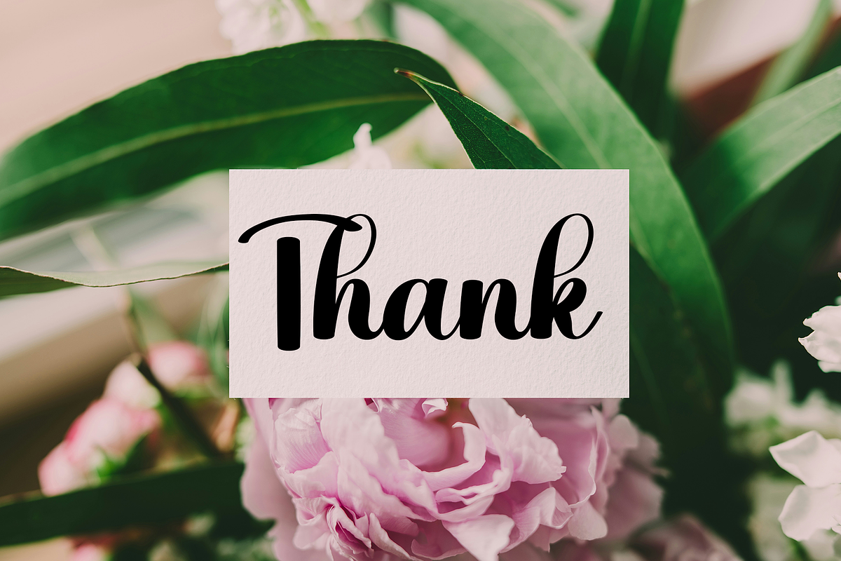 Blue Beach, a Handwritten Font by InermediaSTUDIO (Photo 8 of 8)