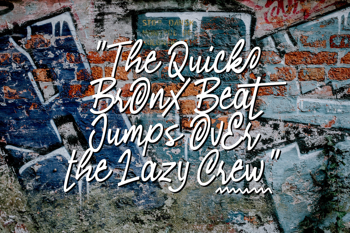 Southern Clan - Retro Type, a Script Font by ikiiko (Photo 4 of 7)