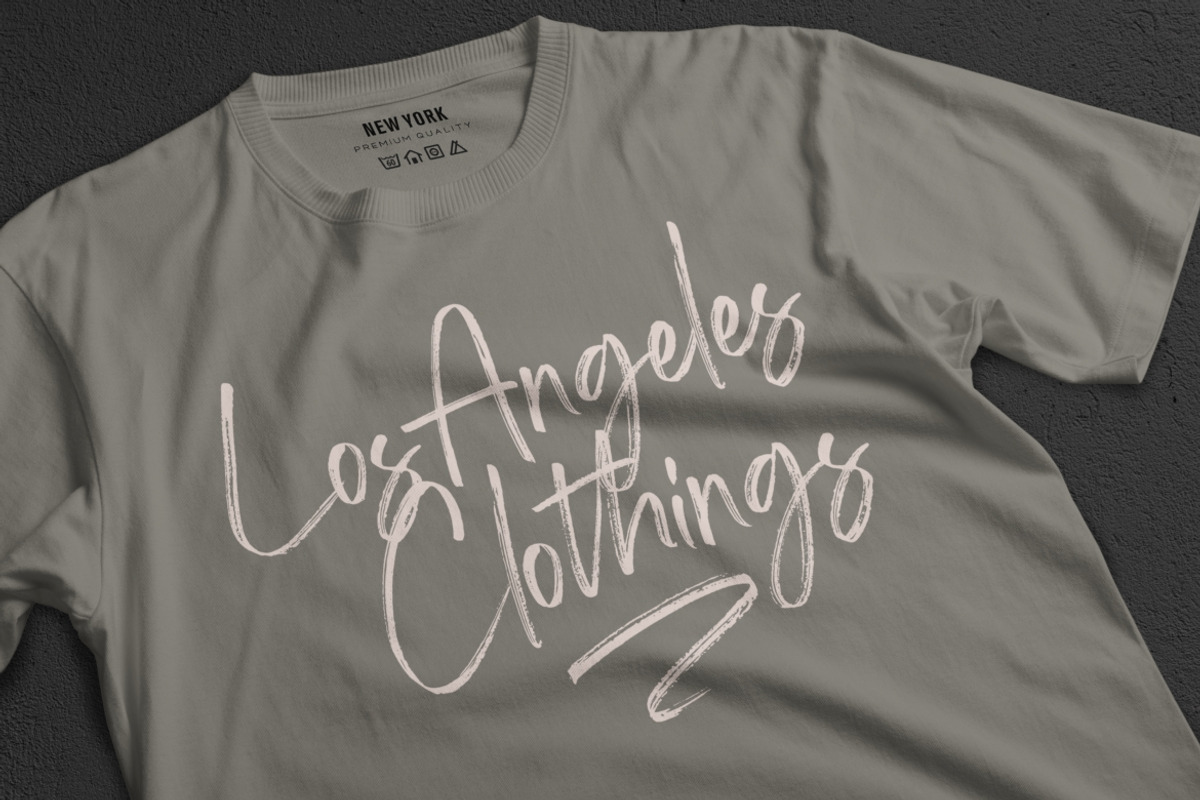 Shutterland Handbrush Script, a Script Font by Creatype Studio (Photo 5 of 9)
