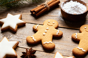 Festive Gingerbread Cookies, a Wallpaper Photo by Virgo Studio