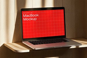 MacBook Mockup M15