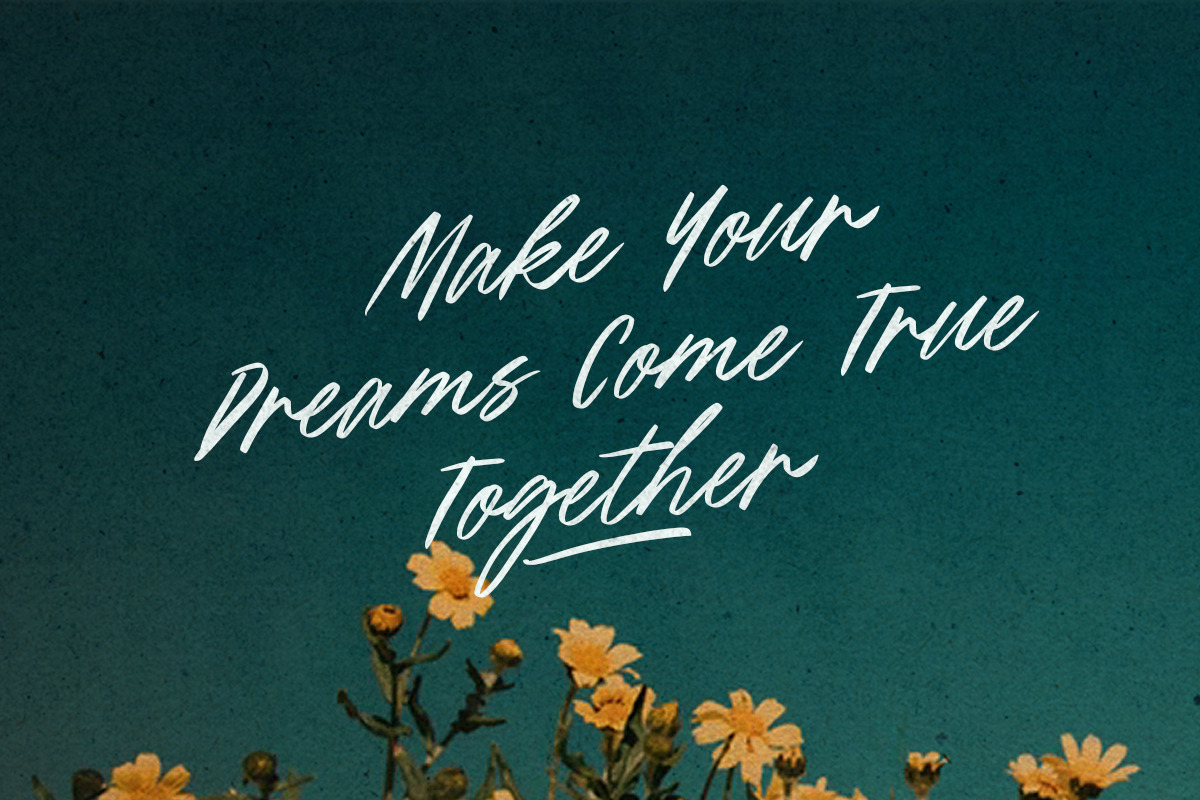 Handstory - Handwritten Font, a Script Font by Sarid Ezra (Photo 4 of 12)