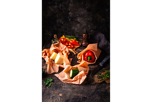 Plastic free reusable beeswax wrap, a Food & Drink Photo by Yulia Furman