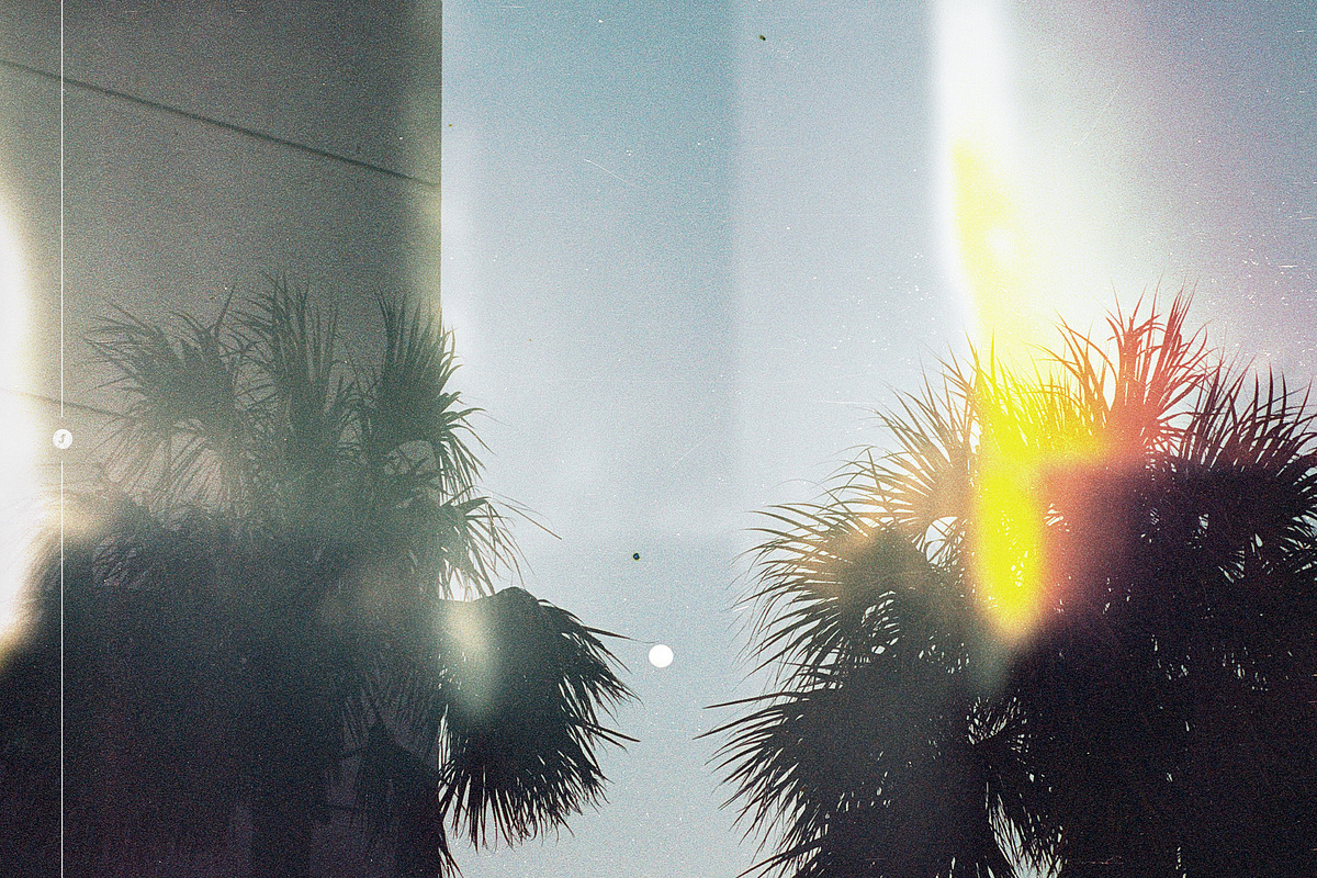 Analog Light Leaks Overlays, a Texture Graphic by Freezerondigital (Photo 4 of 14)