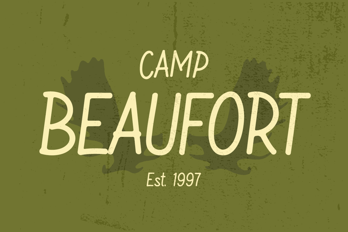 Importante, a Sans Serif Font by Pinisi ART (Photo 8 of 10)