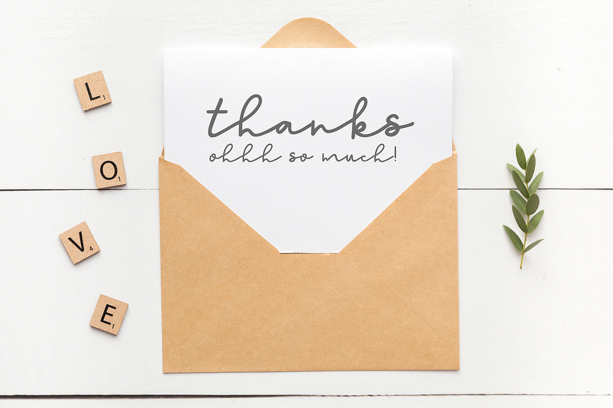 Honey Script Font preview 4