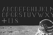 Lunar 9, a Serif Font by Aldo (Thumbnail 3 of 5)
