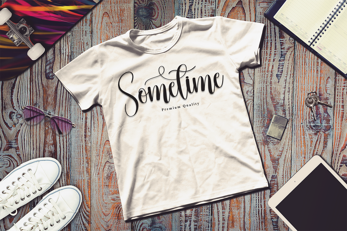 Claudy | Script Font, a Handwritten Font by Scratchones (Photo 5 of 9)