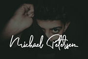Anderfont - a Signature Font, a Script Font by alphArtype (Thumbnail 6 of 11)