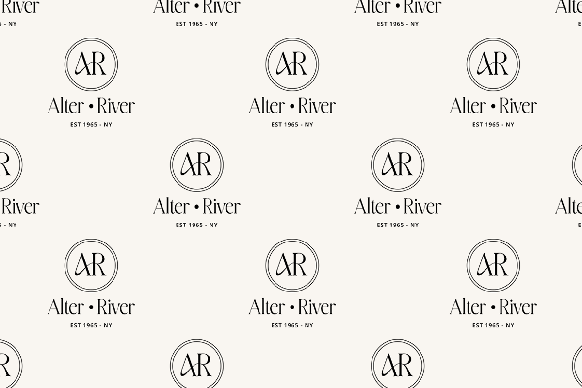 Charlotten - Elegant & Stylish Serif, a Serif Font by RockboyStd (Photo 5 of 12)