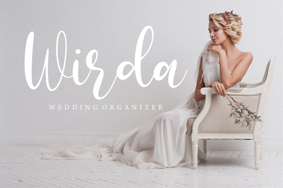 Tastfonia, a Script Font by Forberas Club (Photo 6 of 7)