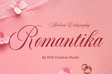 Romantica Caligraphy Modern Font