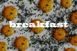 breakfast. beautiful fried eggs. vie