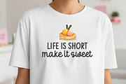 Strawberry Cupcakes - Font Duo, a Handwritten Font by Keithzo (Thumbnail 2 of 10)