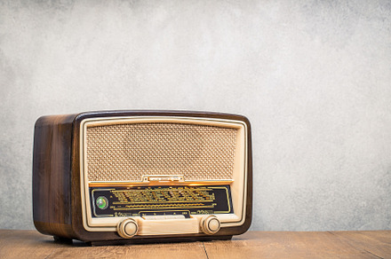 Retro radio