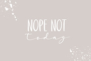 Fabulous Spring - A Font Duo, a Script Font by Beautypes (Thumbnail 3 of 7)