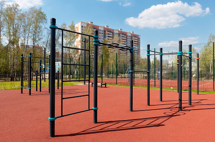 Outdoor gym for street workout