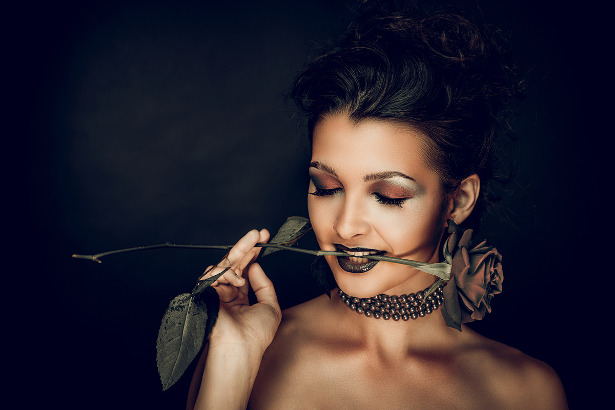 500 Beauty Kit Lightroom Presets, a Preset Add-On by Eldamar Studio (Photo 2 of 4)