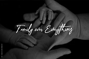 Ottenthic - Signature Ligatures, a Script Font by Adam Fathony (Thumbnail 3 of 12)