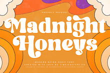 Madnight Honeys Retro Groovy Font