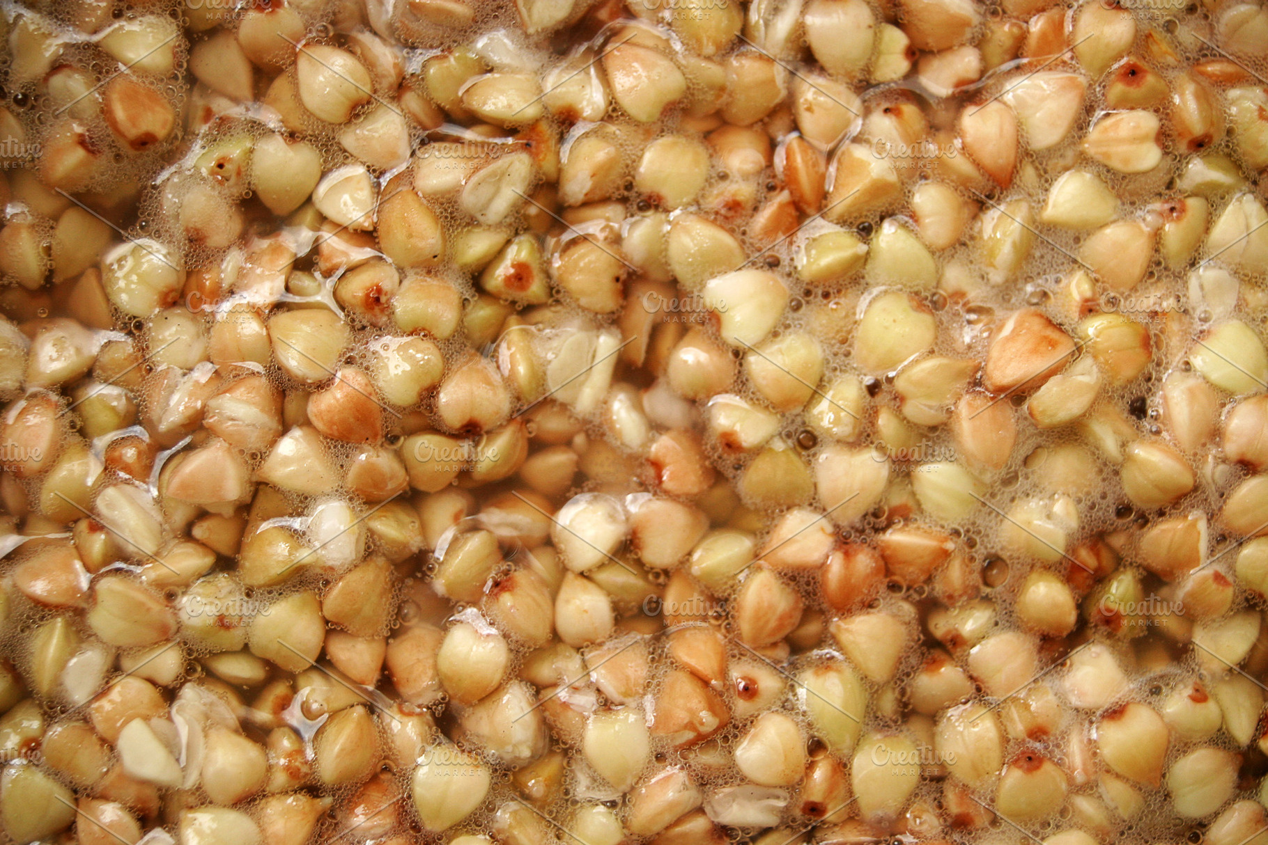Raw buckwheat, a Photo by saiko3p