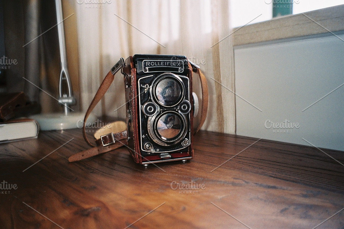 Rolleiflex, a Technology Photo by pypple (Photo 2 of 3)