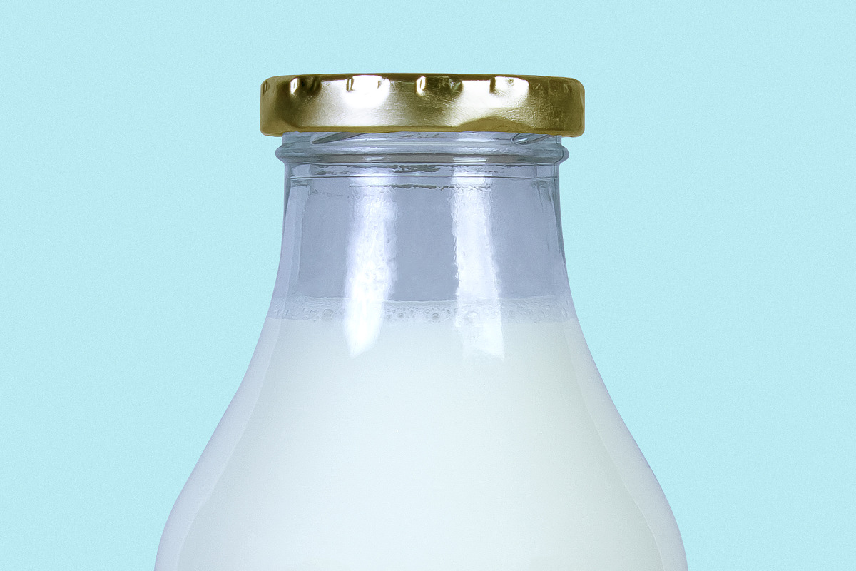 Milk - Bottle mockup, a Packaging Mockup by Makestudio (Photo 6 of 10)
