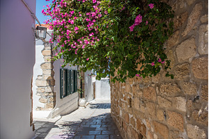The streets of Lindos on the Greek, an Architecture Photo by COLORFUL