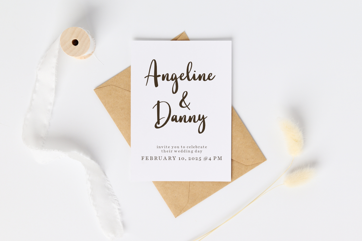 Romantic - Beauty Handwritten Font, a Handwritten Font by Letterayu Studio (Photo 3 of 6)
