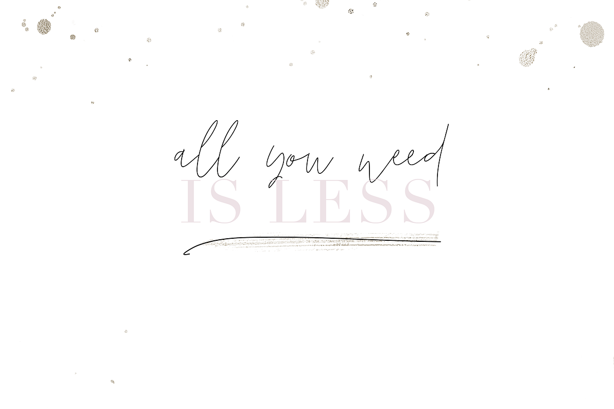 Friday - Chic Signature Font preview 3