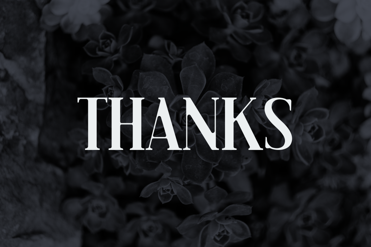 Hallo Malvie - Font, a Serif Font by artchiles_design (Photo 5 of 5)