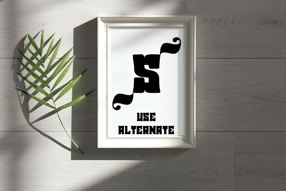 Rocker stage, a Blackletter Font by Bramcreative (Photo 4 of 11)