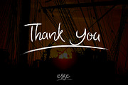Esse, a Font by Incools (Thumbnail 6 of 6)
