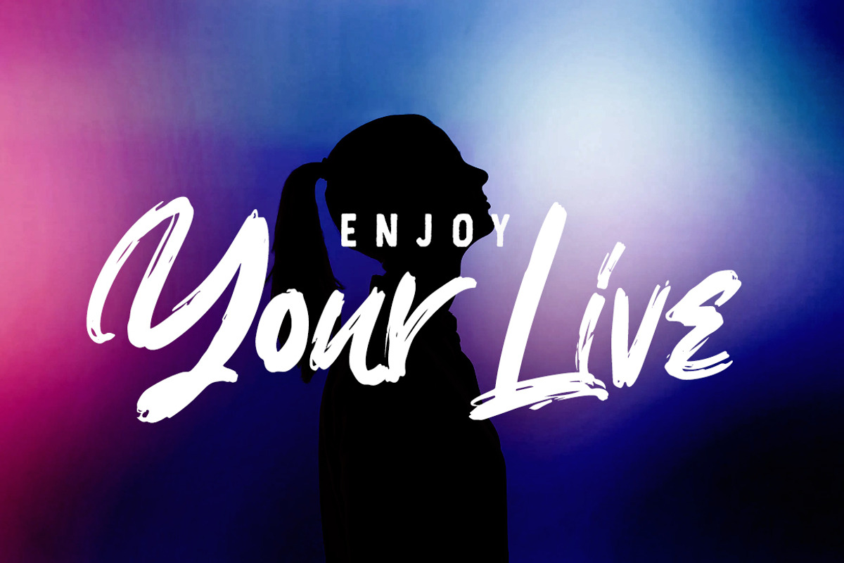 Linebrush - Rough Brush Font preview 5