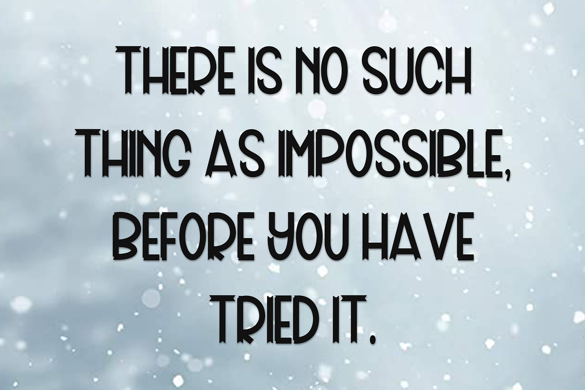 Planning Snowman, a Serif Font by InermediaSTUDIO (Photo 3 of 8)