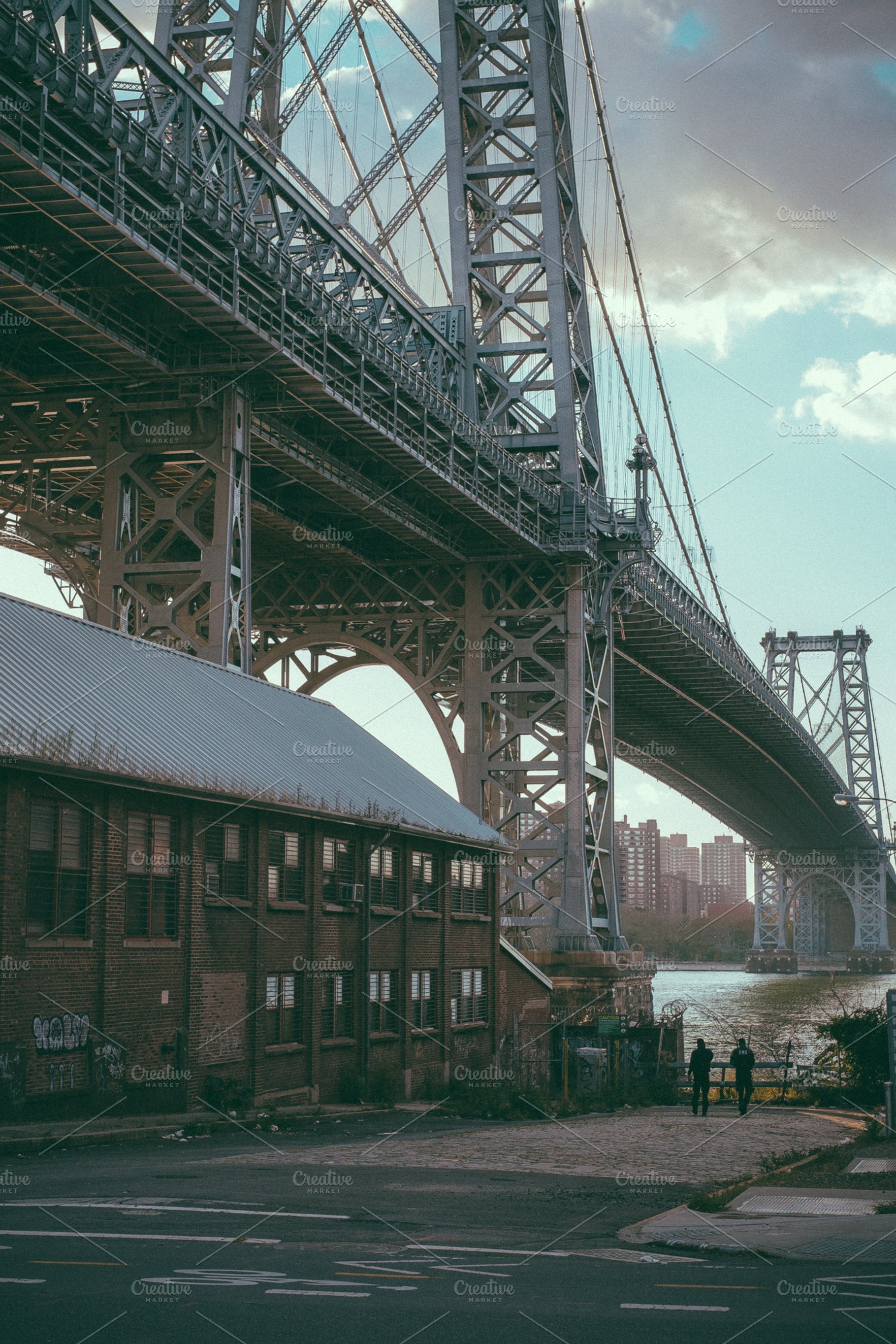 Williamsburg Bridge, Brooklyn, NY, a Photo by Circlebox Store