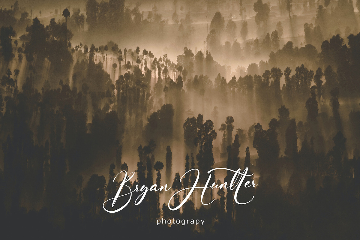 Alpenttera, a Script Font by pineungtype (Photo 5 of 9)