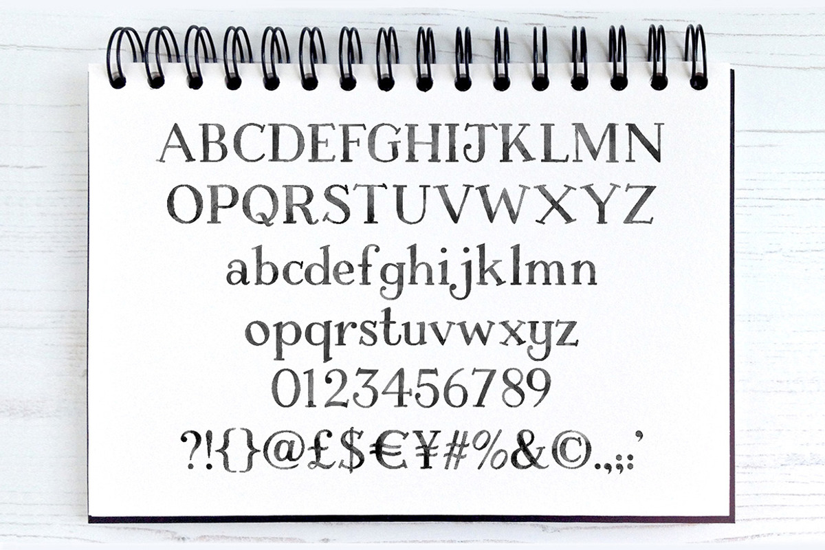 Little Mo Watercolour Display Font preview 2