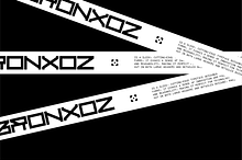 Bronxoz - Futuristic Display Font