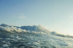Oncoming Wave