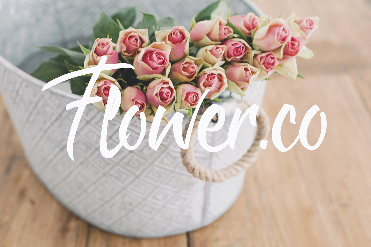 Red Swith Font preview 3