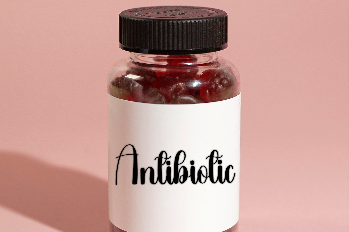 Subtitle, a Handwritten Font by FreshTypeINK (Photo 4 of 7)