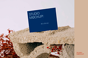 BUSINESS CARD MOCKUP BRUT, a Graphic by Le Studio Mockup (Thumbnail 3 of 4)