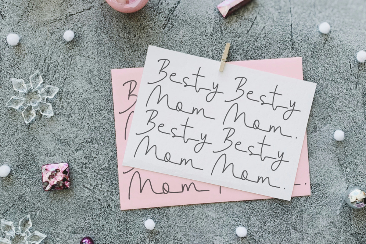 Memo Besty a Monoline Script Font, a Script Font by Bayuktx (Photo 5 of 8)