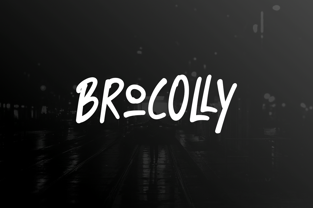 Moonk, a Script Font by garismantra (Photo 4 of 5)